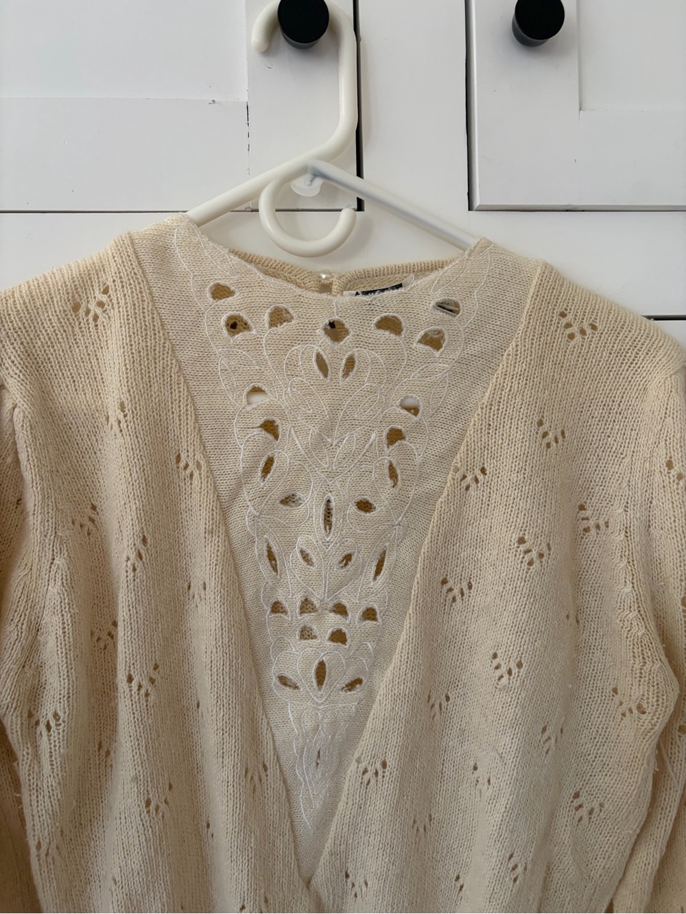 Vintage Bonnie & Bill NY Cream Pointelle Floral Puff Sleeve Sweater Size Large - Picture 2 of 10